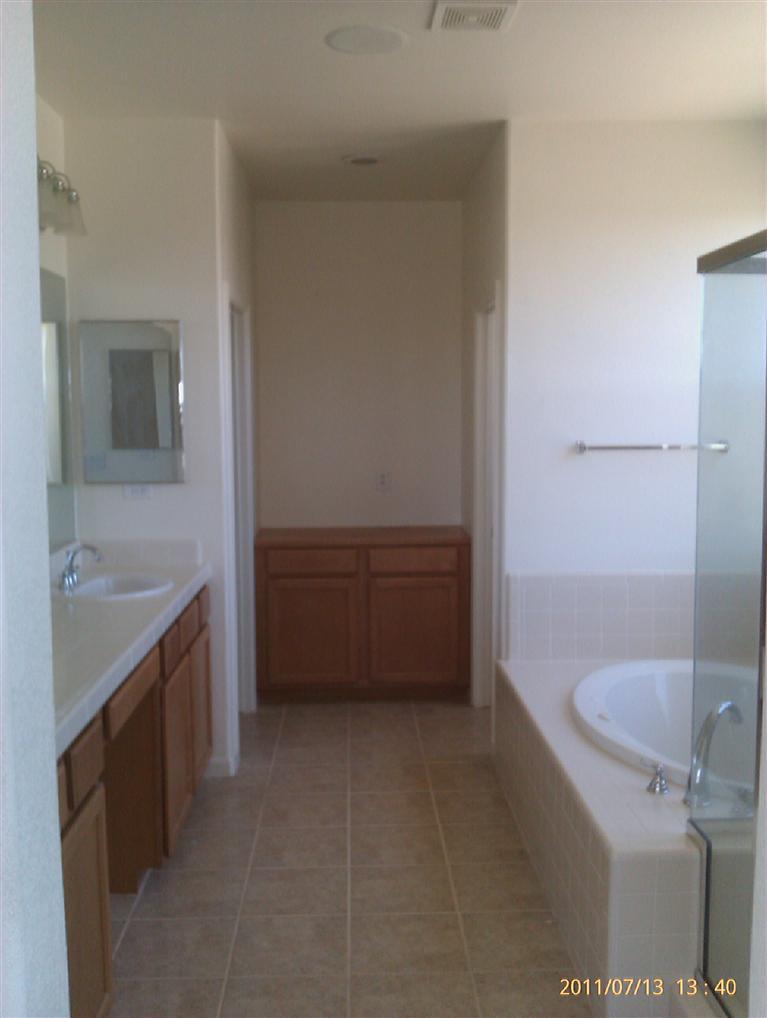 138 Portrait Ln, Patterson, CA 95363 photo 17