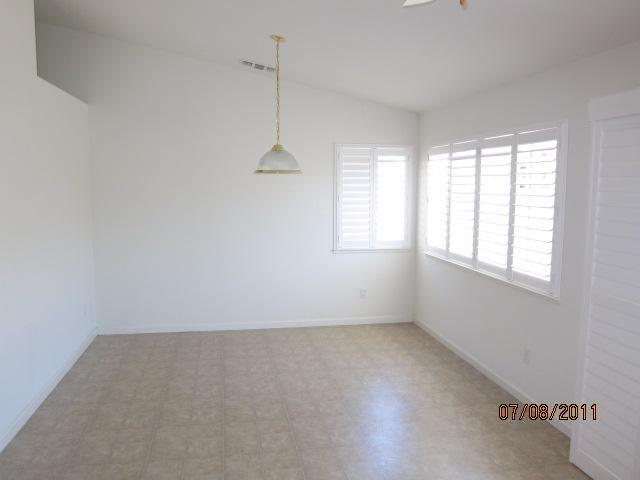 4911 Delphina Ct, Keyes, CA 95328 photo 3