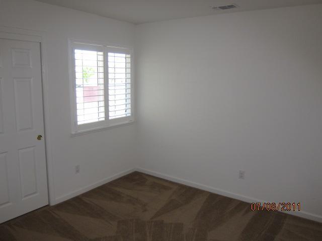 4911 Delphina Ct, Keyes, CA 95328 photo 8