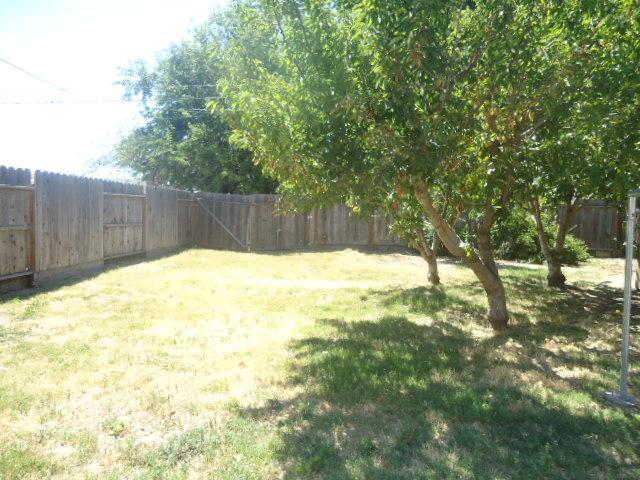 1525 Eureka St, Modesto, CA 95358 photo 8