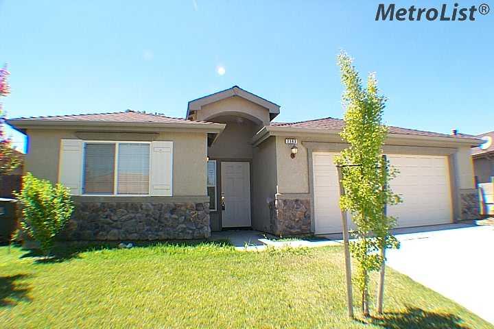2383 N Shoemaker Ave, Merced, CA 95348 photo 1