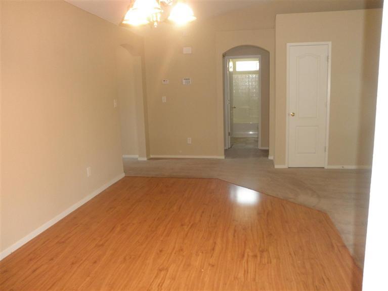 2383 N Shoemaker Ave, Merced, CA 95348 photo 2
