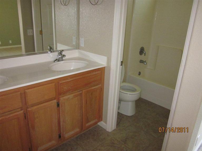 5721 River Birch Pl, Antelope, CA 95843 photo 9