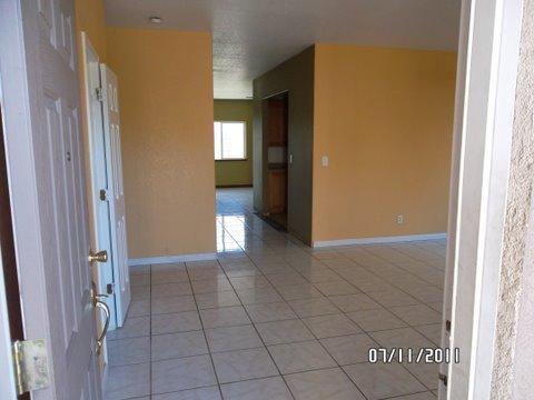 1127 Edith Ct, Ceres, CA 95307 photo 2