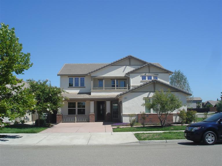 605 Otis Dr, Ripon, CA 95366 photo 1