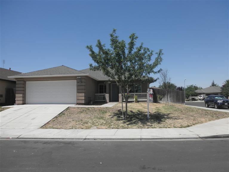 563 John Ct, Merced, CA 95341 photo 1