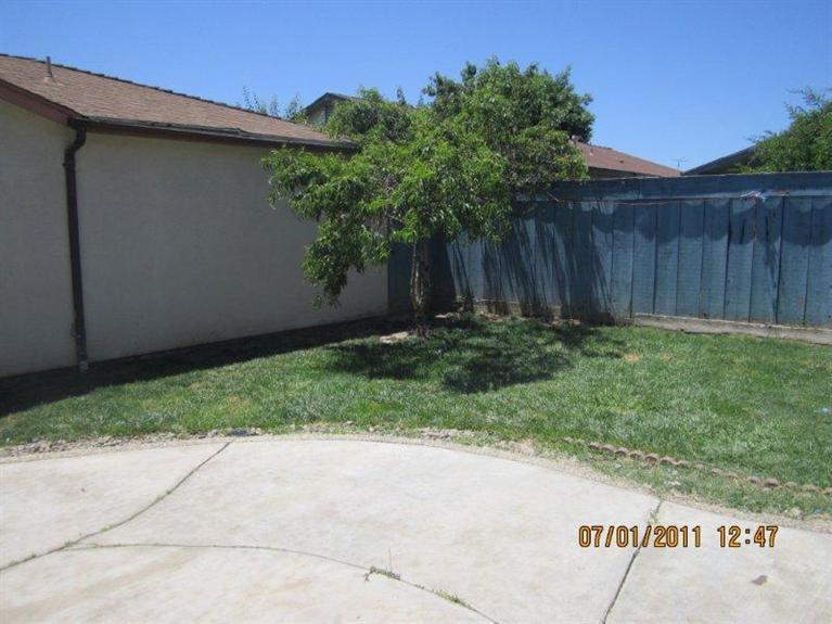 721 Crippen Ave, Modesto, CA 95351 photo 10