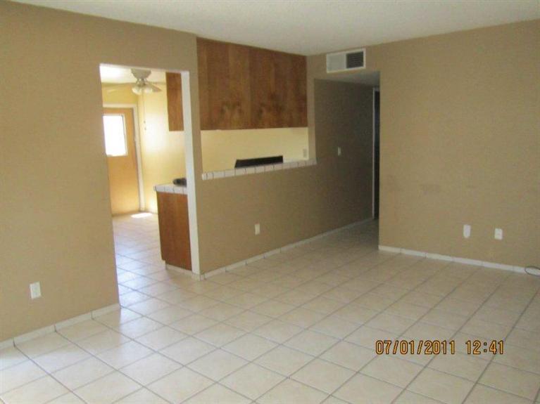 721 Crippen Ave, Modesto, CA 95351 photo 3