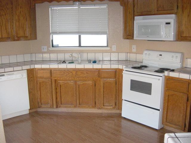 2416 Greenacre Ln, Modesto, CA 95355 photo 6