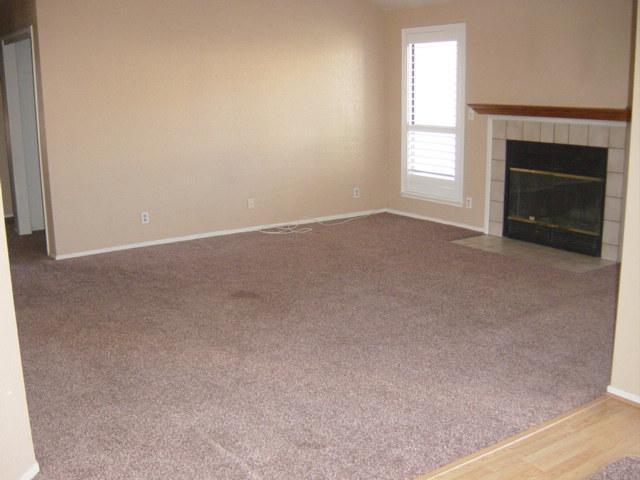 2416 Greenacre Ln, Modesto, CA 95355 photo 4