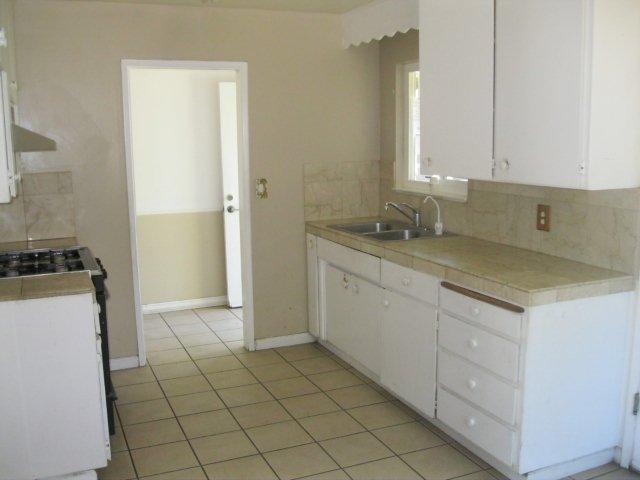 312 Tennyson Dr, Modesto, CA 95351 photo 4