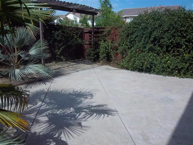 3787 Old Oak Dr, Ceres, CA 95307 photo 8