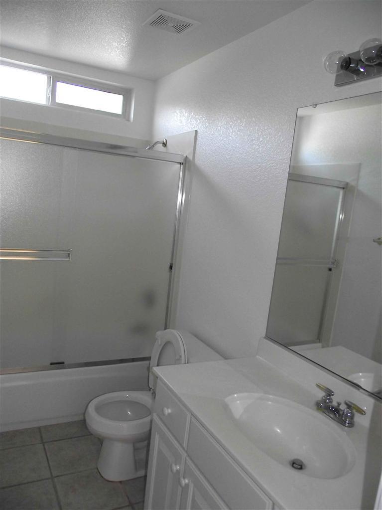 8036 Arum Pl, Antelope, CA 95843 photo 9