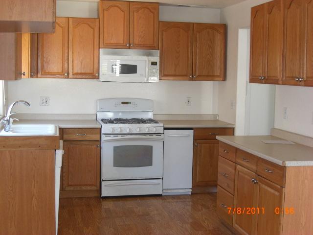 311 Poplar Ave, Manteca, CA 95336 photo 3
