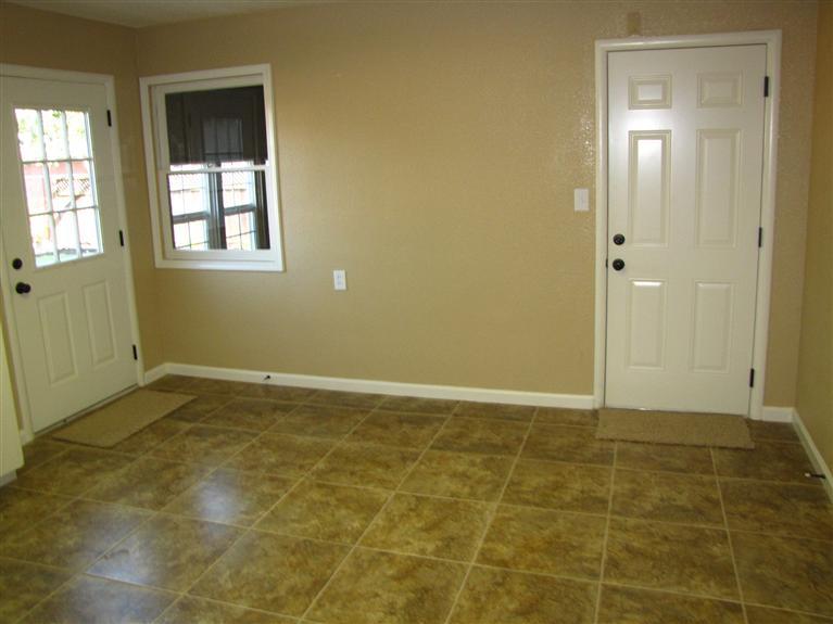 652 Acacia Ave, Manteca, CA 95336 photo 5