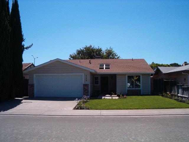 452 Cedar Ct, Lodi, CA 95240 photo 1