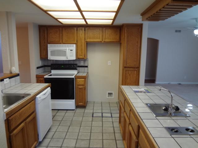 788 Cobble Hill Way, Galt, CA 95632 photo 7