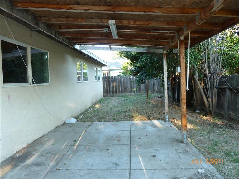 662 W 10th St, Merced, CA 95341 photo 9