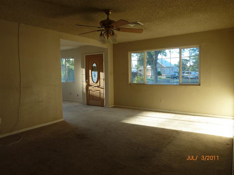 662 W 10th St, Merced, CA 95341 photo 2