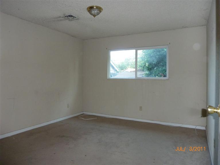 662 W 10th St, Merced, CA 95341 photo 7
