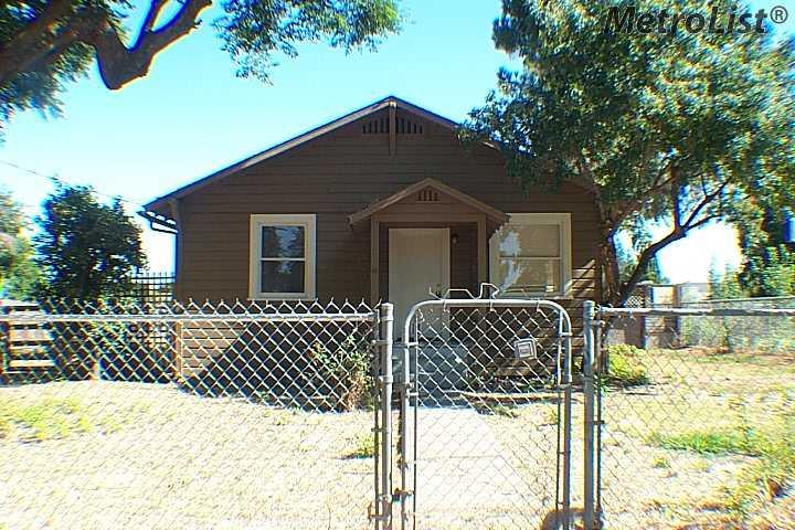 1641 Shaddox Ave, Modesto, CA 95358 photo 1