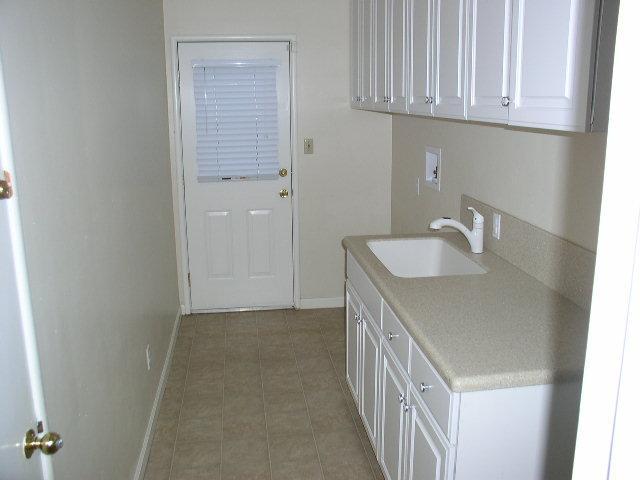 930 Park St, Lodi, CA 95240 photo 6