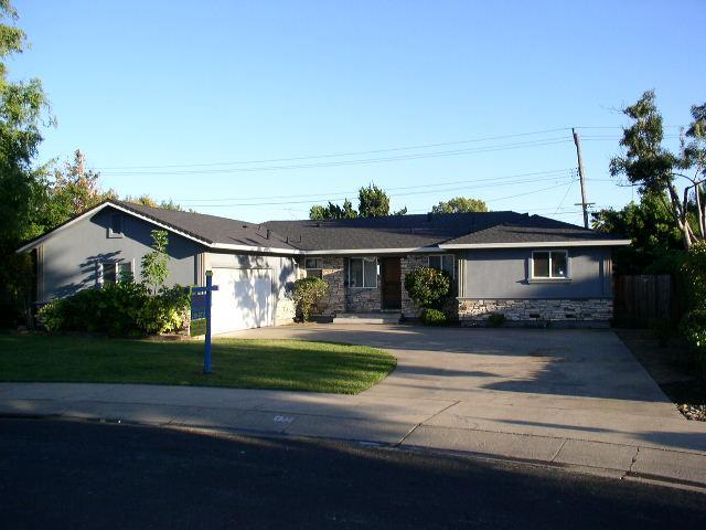 930 Park St, Lodi, CA 95240 photo 1