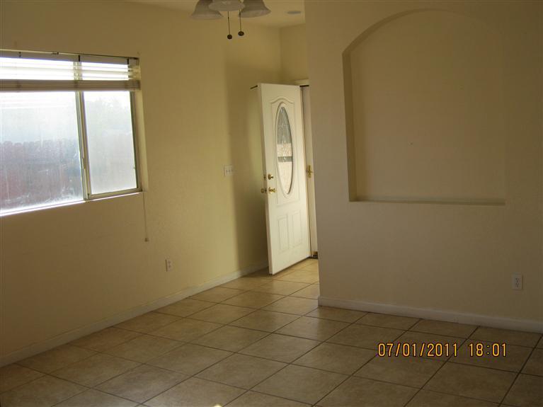 936 Bateman Ct, Galt, CA 95632 photo 6
