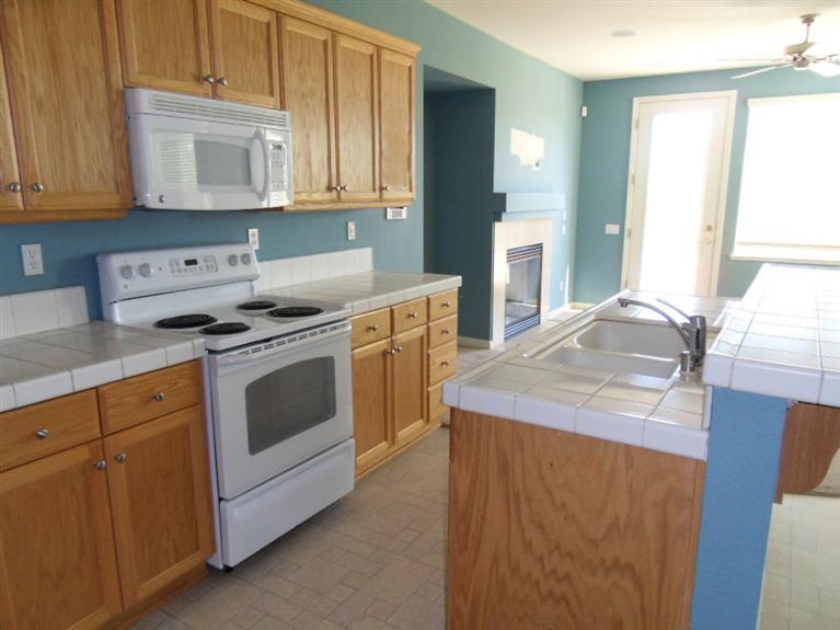 2754 Ancestry St, Manteca, CA 95337 photo 4