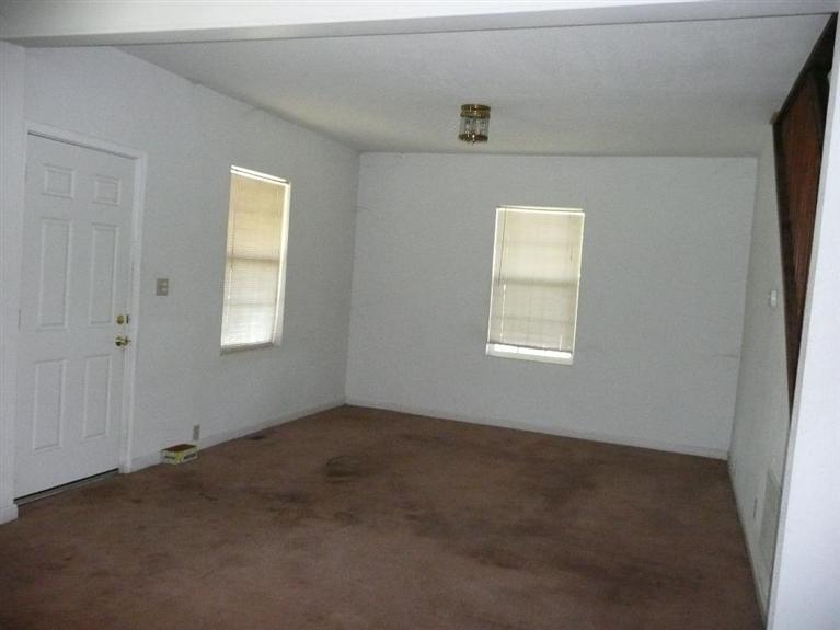 815 River Rd, Modesto, CA 95351 photo 2