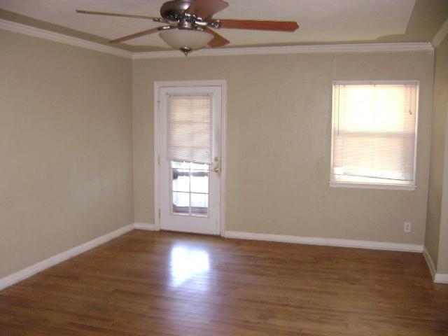 434 E Vine St, Lodi, CA 95240 photo 8