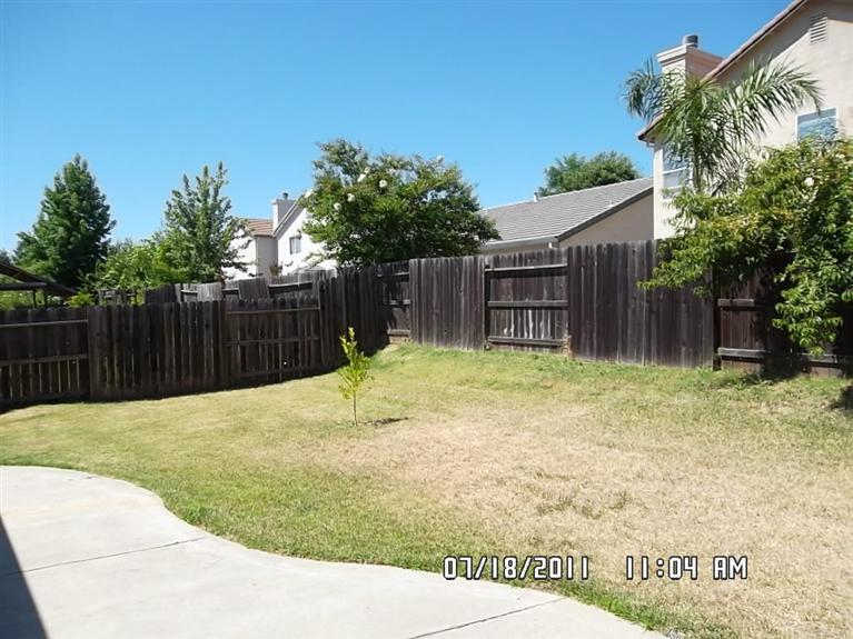 8229 Windmill Oaks Pl, Antelope, CA 95843 photo 14