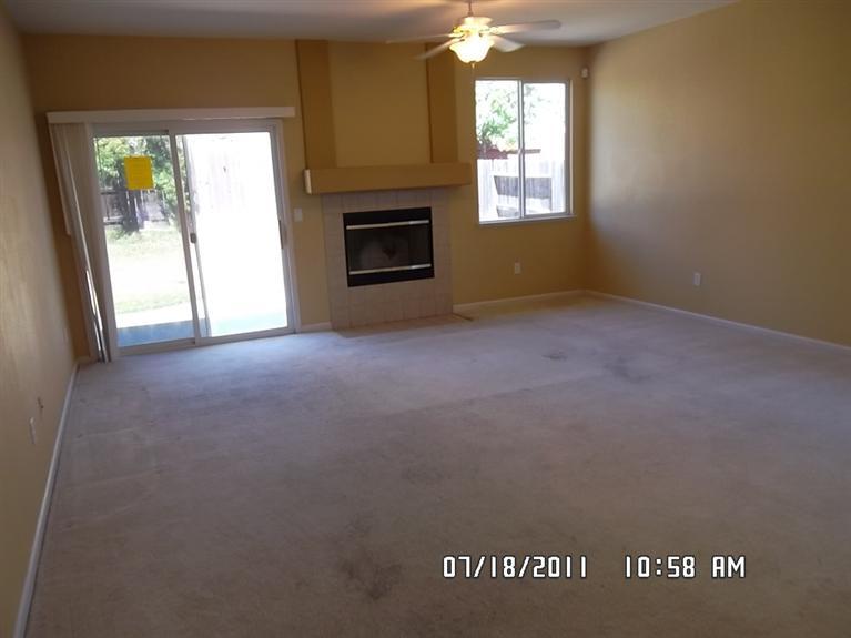8229 Windmill Oaks Pl, Antelope, CA 95843 photo 5