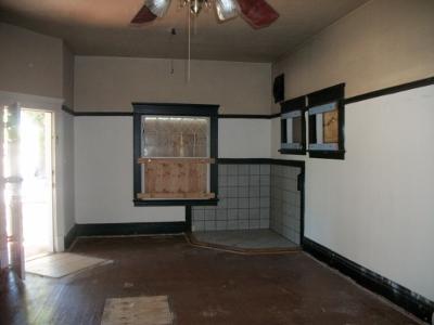 345 E Locust St, Lodi, CA 95240 photo 6