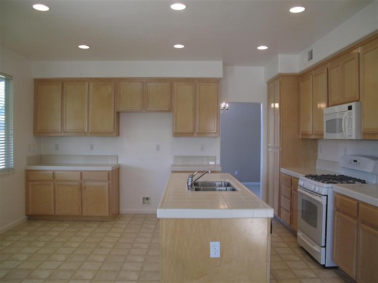 121 Cairo Ct, Tracy, CA 95376 photo 3