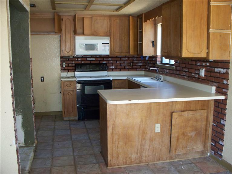 112 Tyler Ct, Patterson, CA 95363 photo 2