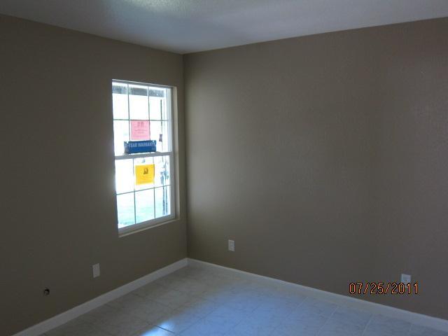 825 Cathedral Ln, Modesto, CA 95351 photo 10