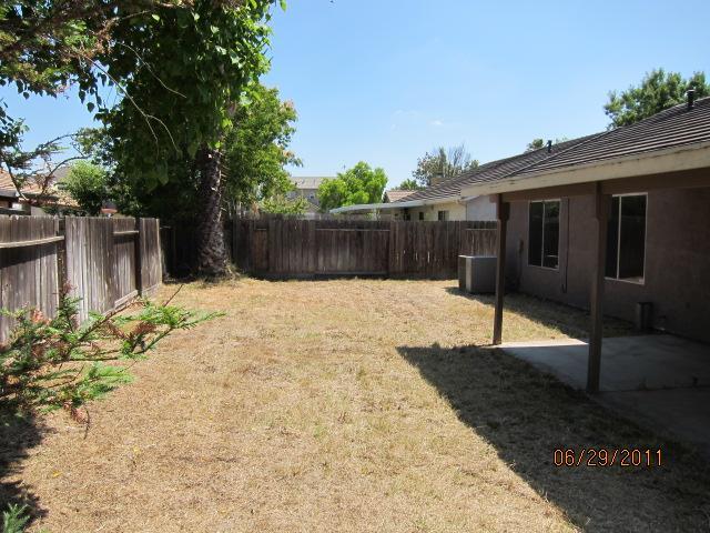 832 Cathedral Ln, Modesto, CA 95351 photo 12
