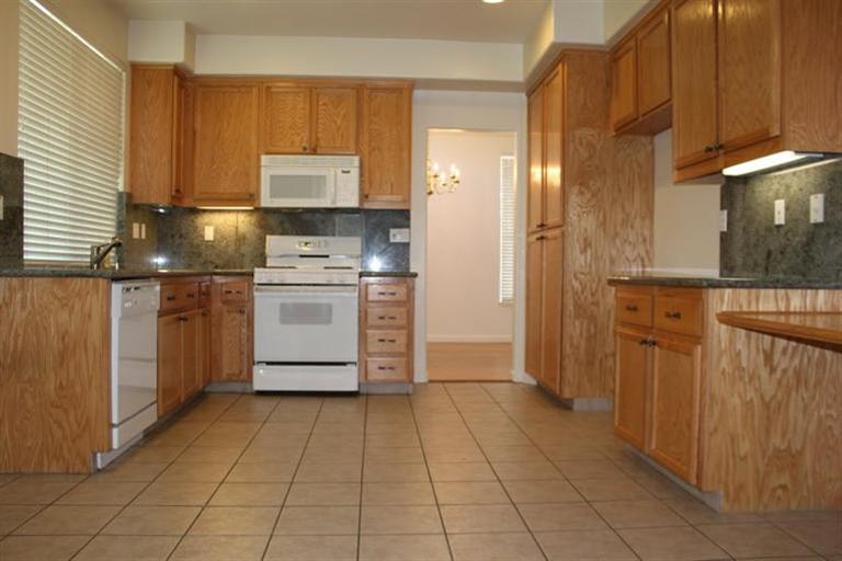 271 De Bord Dr, Tracy, CA 95376 photo 5