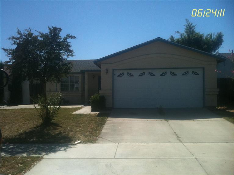 449 Amy St, Merced, CA 95341 photo 1