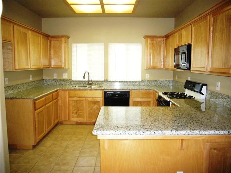2207 Sorrel Dr, Turlock, CA 95380 photo 3