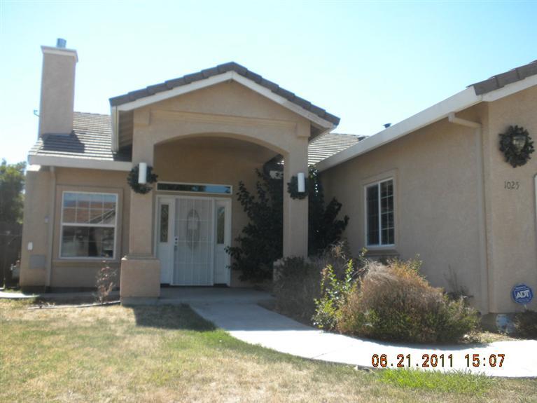 1025 Jayhawk Way, Modesto, CA 95358 photo 1