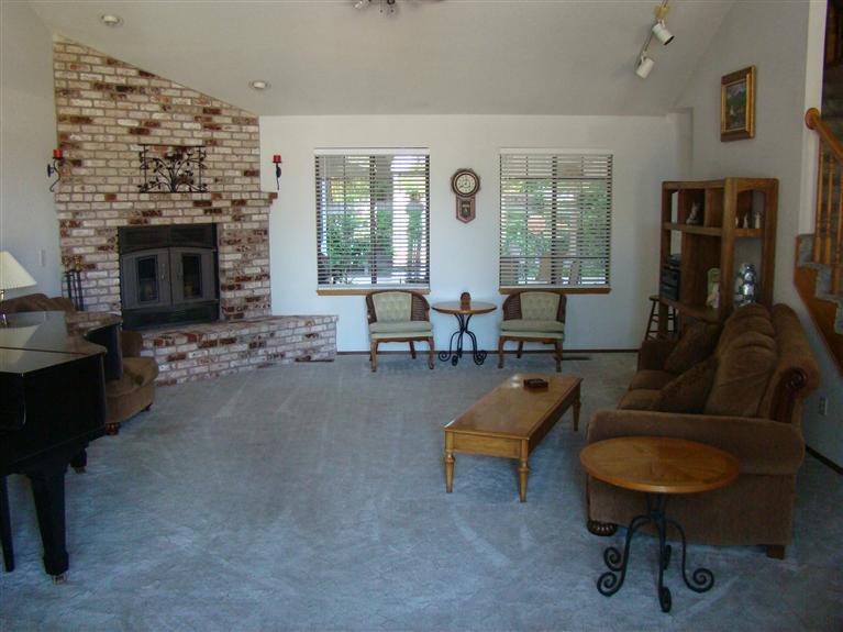 3813 Drakeshire Dr, Modesto, CA 95356 photo 5