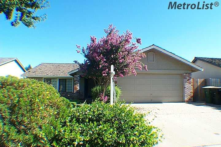 3713 E Orangeburg Ave, Modesto, CA 95355 photo 1