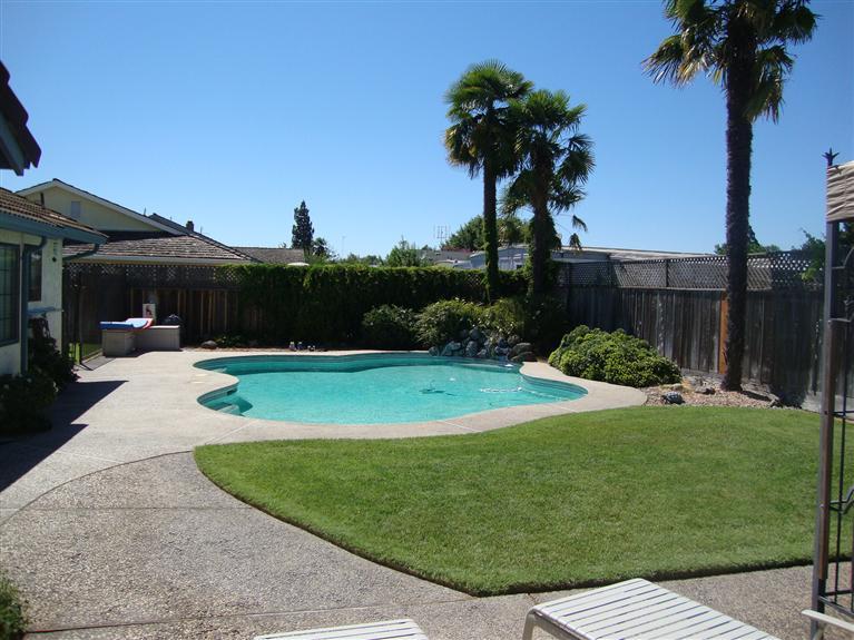 2328 Spring Dr, Escalon, CA 95320 photo 4
