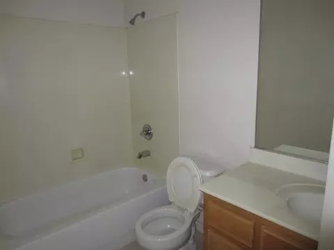 3409 Soquel Ct, Modesto, CA 95355 photo 9