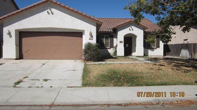617 Roadrunner Dr, Patterson, CA 95363 photo 1