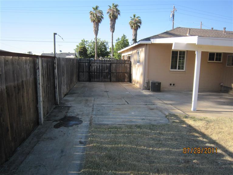 3646 E Collier Rd, Acampo, CA 95220 photo 5