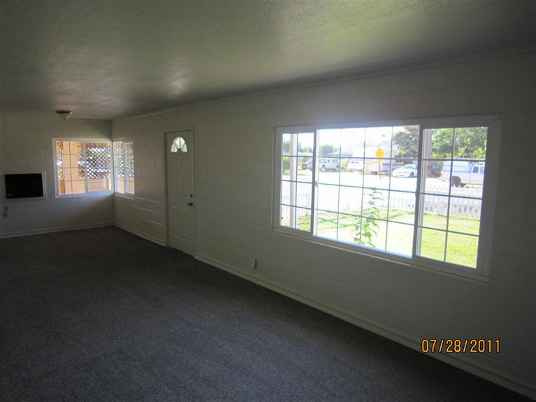 3646 E Collier Rd, Acampo, CA 95220 photo 2