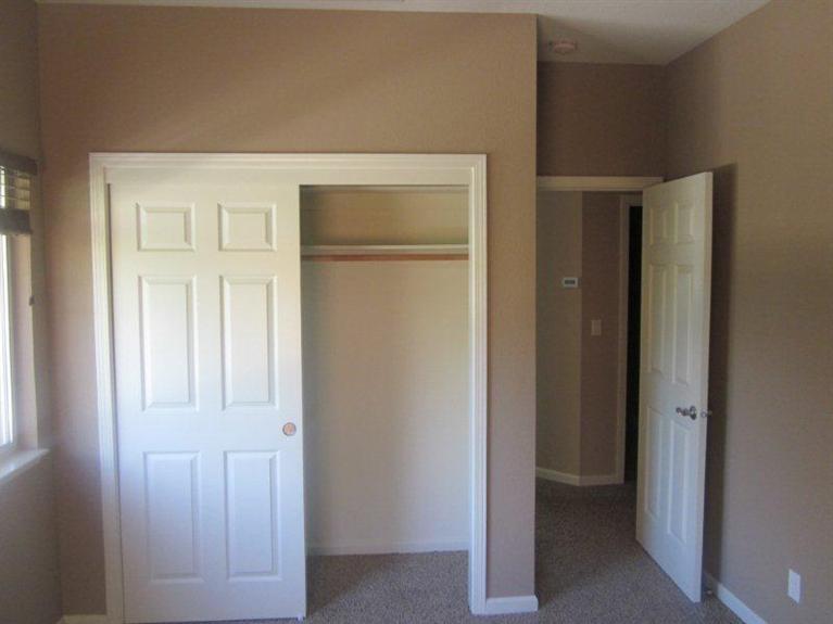 2660 Hogan Dr, Turlock, CA 95382 photo 9